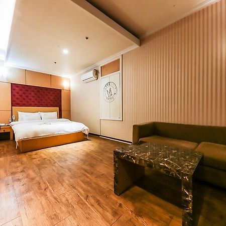 Coco Hotel Cheongju Ngoại thất bức ảnh