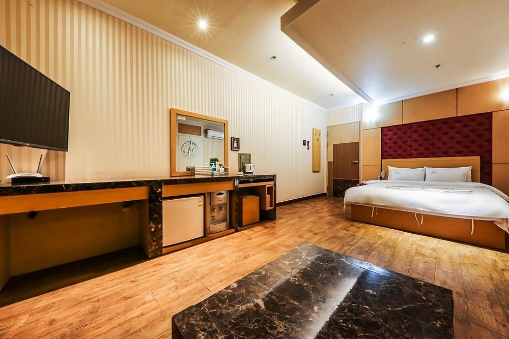 Coco Hotel Cheongju Ngoại thất bức ảnh